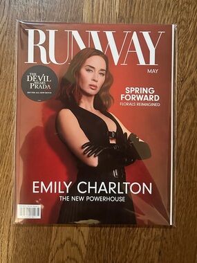 2026 MINT The Devil Wears Prada 2 Movie Runway MAY Magazine Collectors Advance